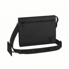 LOUIS VUITTON 루이비통 보야주 메신저백 M59329