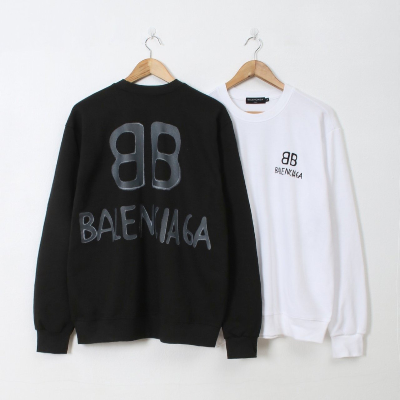 BALENCIAGA 발렌시아가 그레이BB 맨투맨