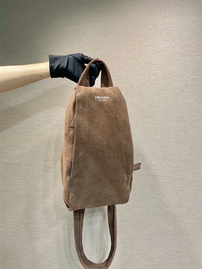 PRADA 프라다 스웨이드 백팩 2VZ114