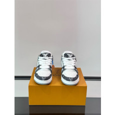 LOUIS VUITTON 루이비통 남여공용 스니커즈 L93220-2