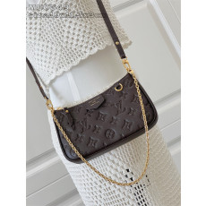 LOUIS VUITTON 루이비통 이지 파우치 온 스트랩 숄더백 M80349