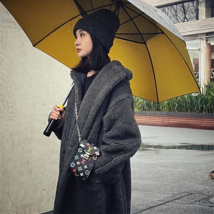 LOUIS VUITTON 루이비통 폰 파우치 메티스 크로스백 M14098
