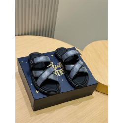 LOUIS VUITTON 루이비통 남성용 샌들 L21555