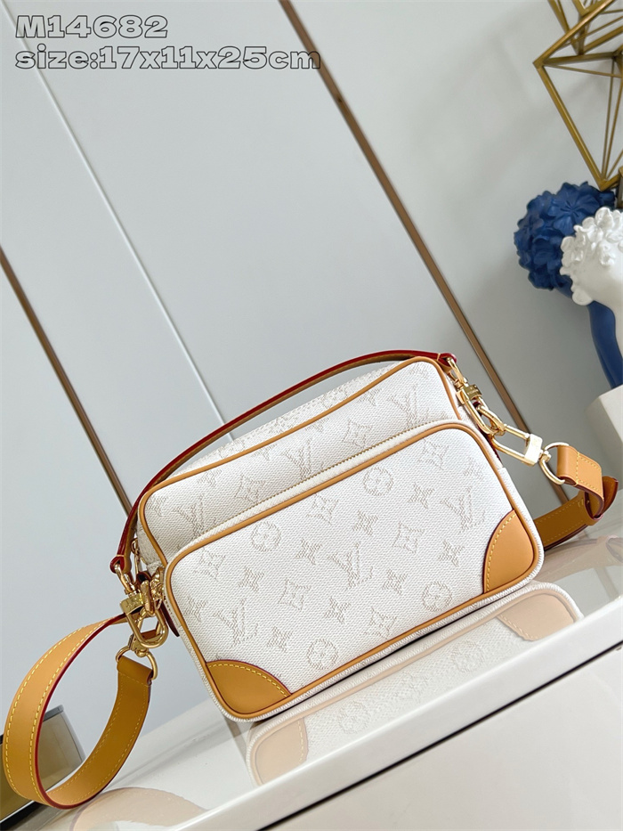 LOUIS VUITTON 루이비통 닐 크로스백 M14682