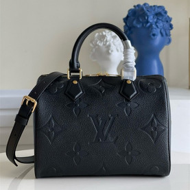 LOUIS VUITTON 루이비통 스피디 반둘리에 25 M58947
