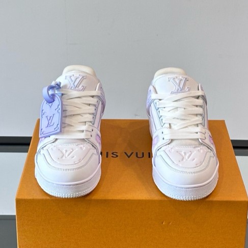 LOUIS VUITTON 루이비통 남성용 스니커즈 L98442