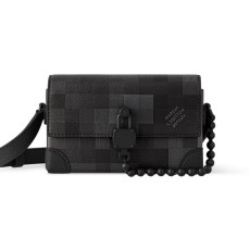 LOUIS VUITTON 루이비통 러시 범백 M14784