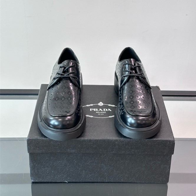 PRADA 프라다 남성용 로퍼 P47634
