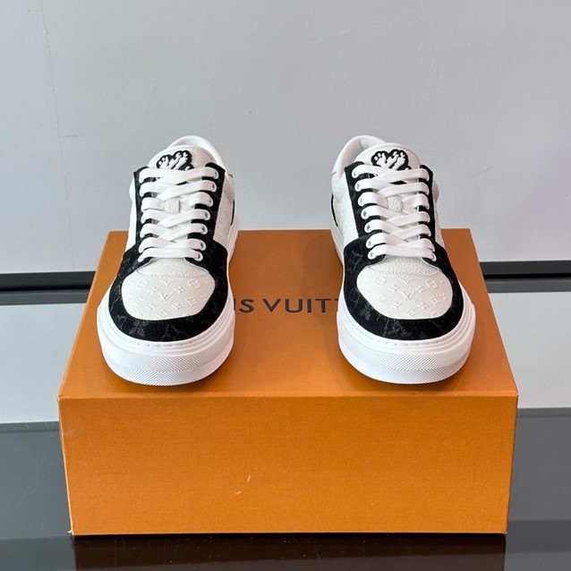 LOUIS VUITTON 루이비통 남성용 스니커즈 L94542 2COLOR