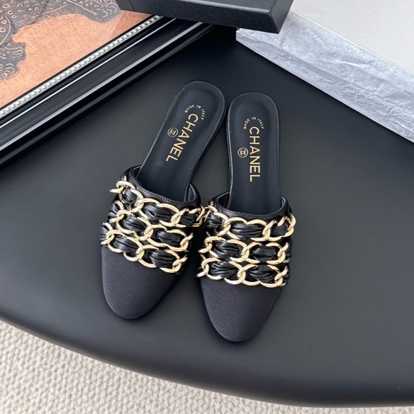 CHANEL 샤넬 여성용 슬리퍼 C84555 2COLOR
