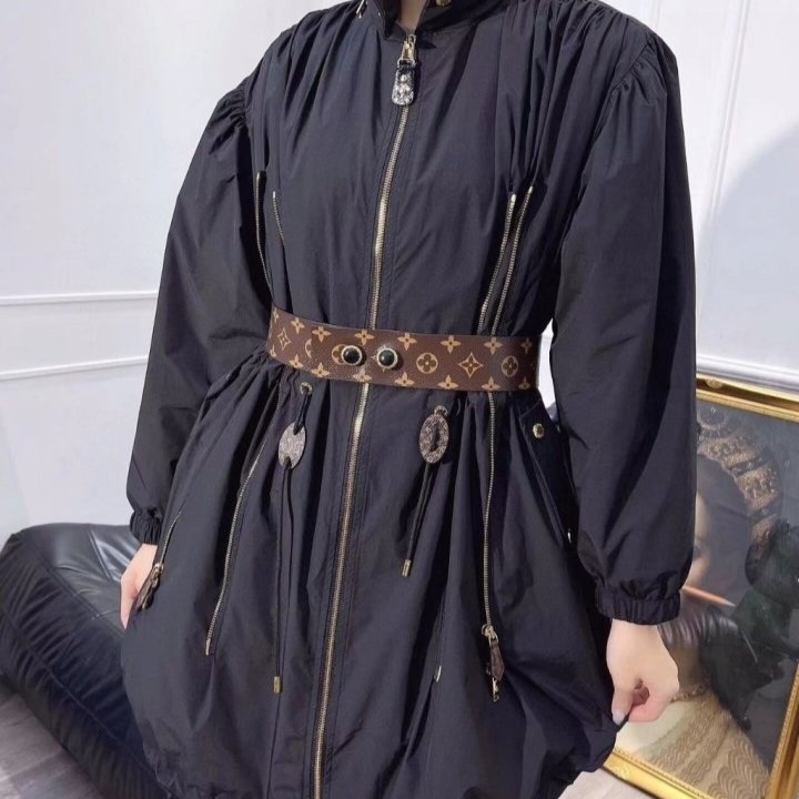 LOUIS VUITTON 루이비통 지퍼 야상(벨트 포함)