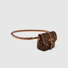 LOUIS VUITTON 루이비통 솔로 M27096