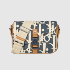 DIOR 디올 Saddle 스트랩백 1ADPO