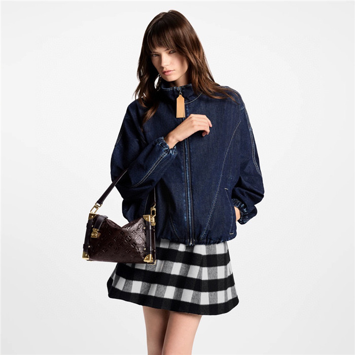 LOUIS VUITTON 루이비통 사이드 트렁크백 MM M26304