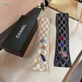 CHANEL 샤넬 전판로고 실크 방도