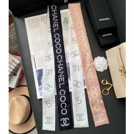 CHANEL 샤넬 쁘띠 실크 방도