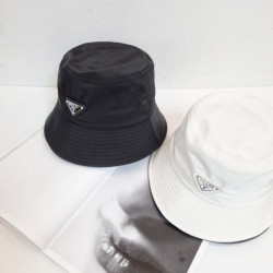 PRADA 프라다 버킷햇