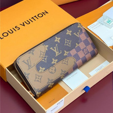 LOUIS VUITTON 루이비통 지피 장지갑 M26021