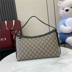 GUCCI 구찌 GG 엠블럼 미디엄 숄더백 847449