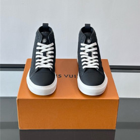 LOUIS VUITTON 루이비통 남성용 스니커즈 L46441 2COLOR