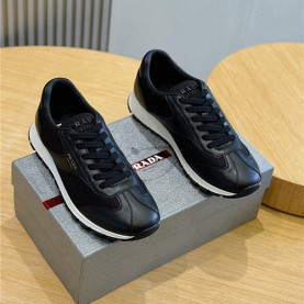 PRADA 프라다 남성용 스니커즈 P10943 2COLOR