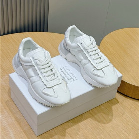 MAISON MARGIELA 메종마르지엘라 남성용 스니커즈 M17881 2COLOR