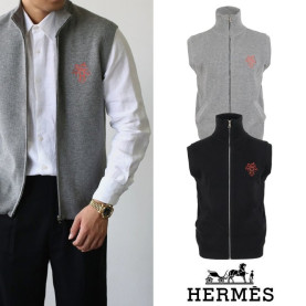HERMES 에르메스 마차 자수 하이넥 니트 베스트