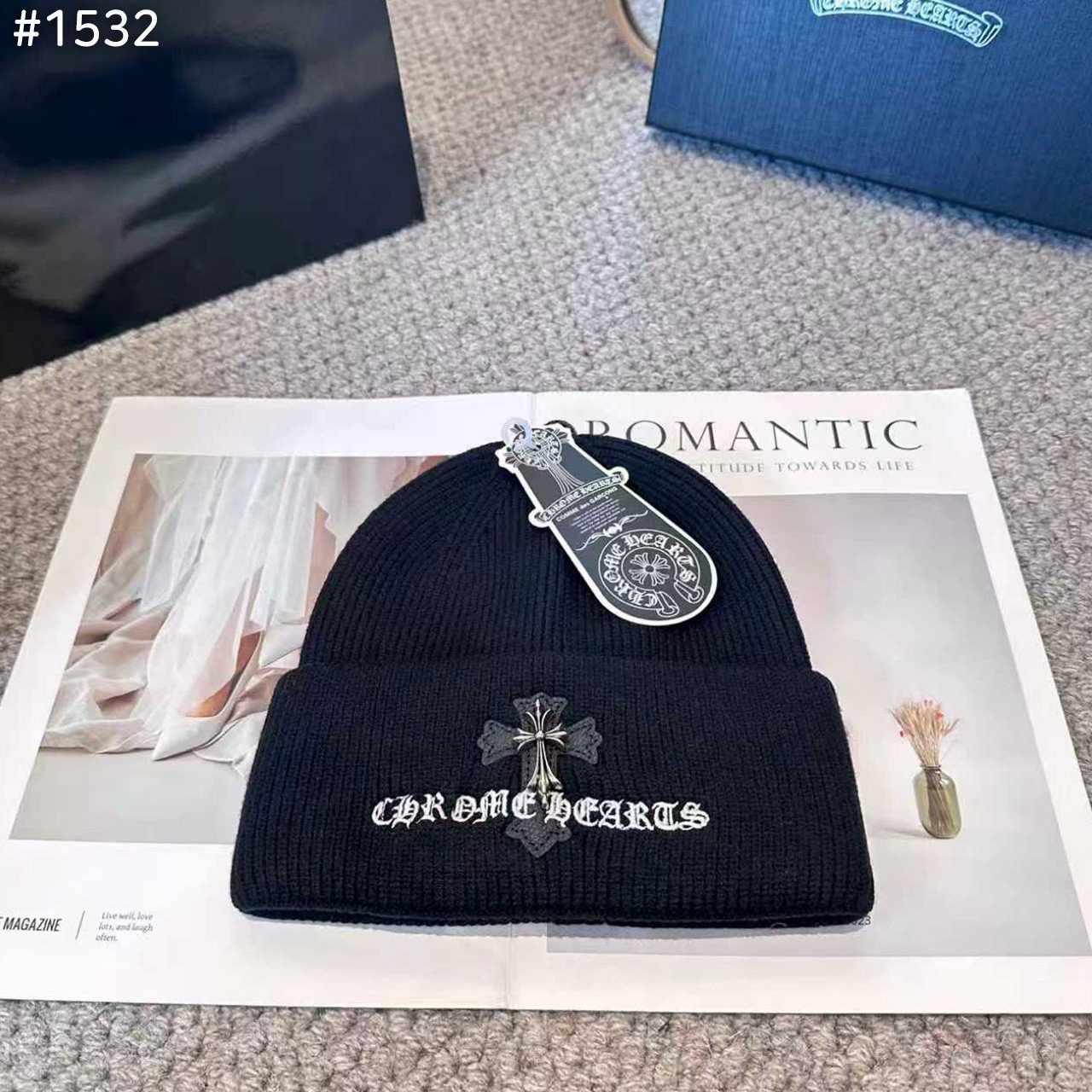 CHROME HEARTS 크롬하츠 레더 크로스 레터링 비니