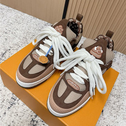 LOUIS VUITTON 루이비통 남여공용 스니커즈 L90333 2COLOR