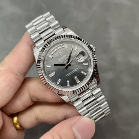 ROLEX 로렉스 데이데이트 그레이 MOP 다이얼 바게트다이아 화이트골드 40mm 228239