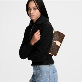 LOUIS VUITTON 루이비통 태그 미 숄더백 M26787