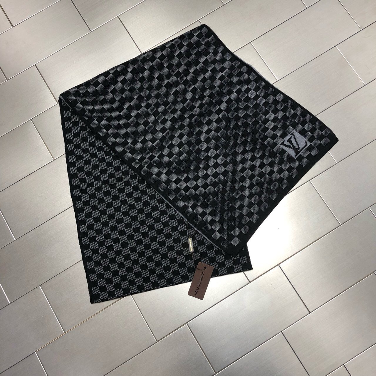 LOUIS VUITTON 루이비통 다미아니 머플러
