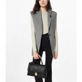 LOUIS VUITTON 루이비통 마들렌 숄더백 MM M46041
