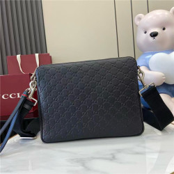GUCCI 구찌 GG 엠블럼 미디엄 크로스백 850214