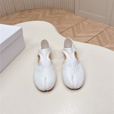 MAISON MARGIELA 메종마르지엘라 여성용 단화 M27483 2COLOR