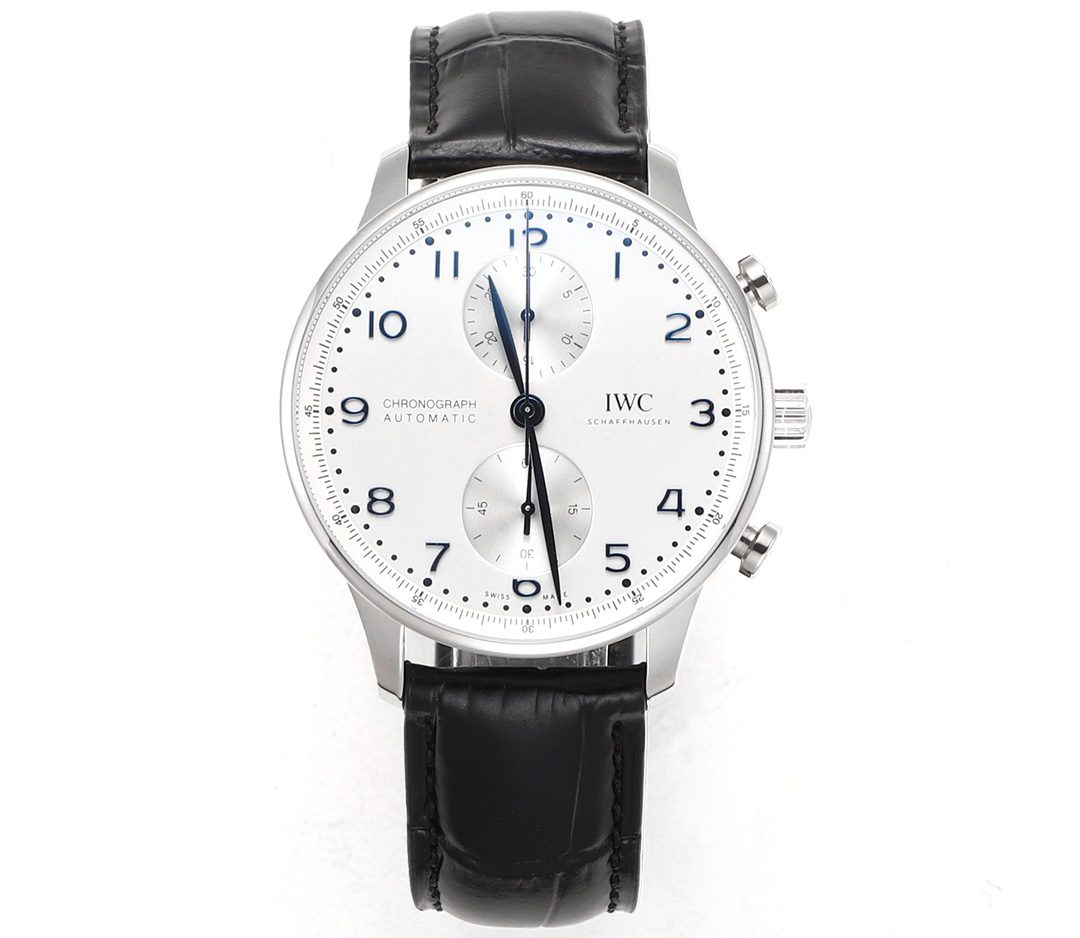 IWC 아이더블유씨 포르투기저 크로노그래프 화이트/블루 다이얼 레더 스트랩 40mm IW371604