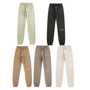 FEAR OF GOD 피어오브갓 에센셜 701 로고 플리스 스웨트 팬츠