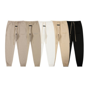 FEAR OF GOD 피어오브갓 에센셜 719 톤온톤 로고 플리스 스웨트 팬츠