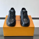 LOUIS VUITTON 루이비통 남성용 스니커즈 L75768 2COLOR