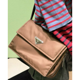 PRADA 프라다 리나일론 라지 메신져백 1BD256