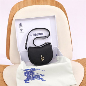 BURBERRY 버버리 로킹 홀스 숄더백 B167168 2COLOR