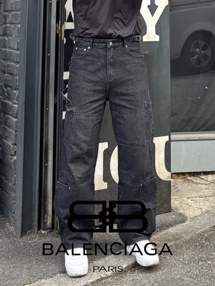 BALENCIAGA 발렌시아가 찡 포켓 카고 청바지