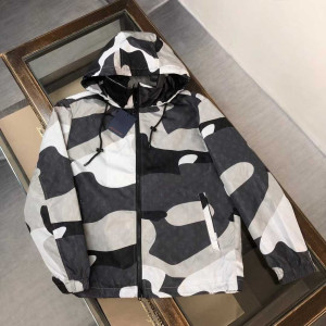 LOUIS VUITTON 루이비통 카모 바람막이