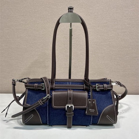 PRADA 프라다 시그니처 미디엄 데님 숄더백 1BA426