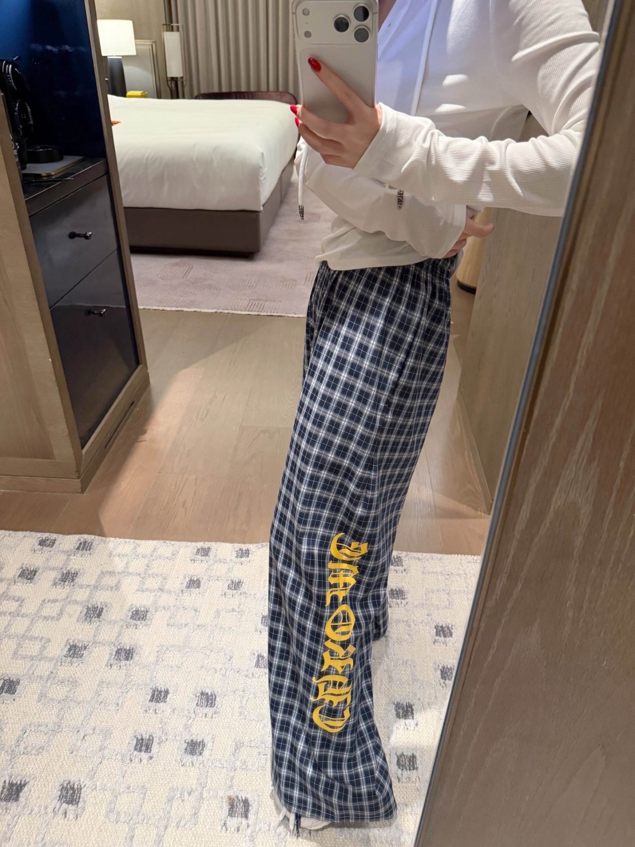 CHROME HEARTS 크롬하츠 레터링 체크 팬츠