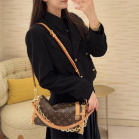 LOUIS VUITTON 루이비통 사이드 트렁크 이스트 웨스트 MM M28385