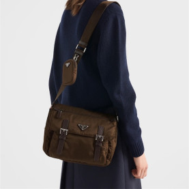PRADA 프라다 리나일론 플랩 메신저백 1BD953B