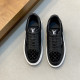 LOUIS VUITTON 루이비통 남성용 스니커즈 L99699 2COLOR