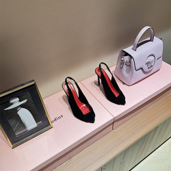 VALENTINO 발렌티노 여성용 샌들 V44854 2COLOR