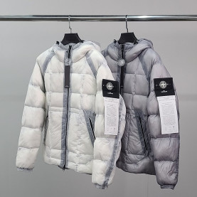 STONE ISLAND 스톤아일랜드 덕다운 가먼트다잉 패딩 점퍼